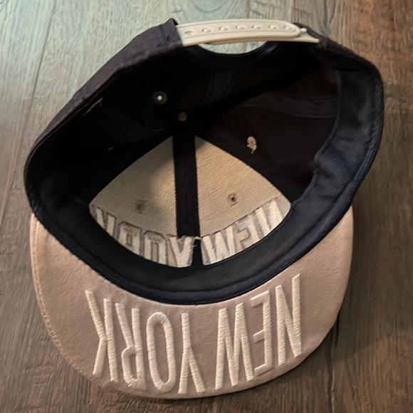 🚨4/$13🚨New York Cap - Picture 3 of 4